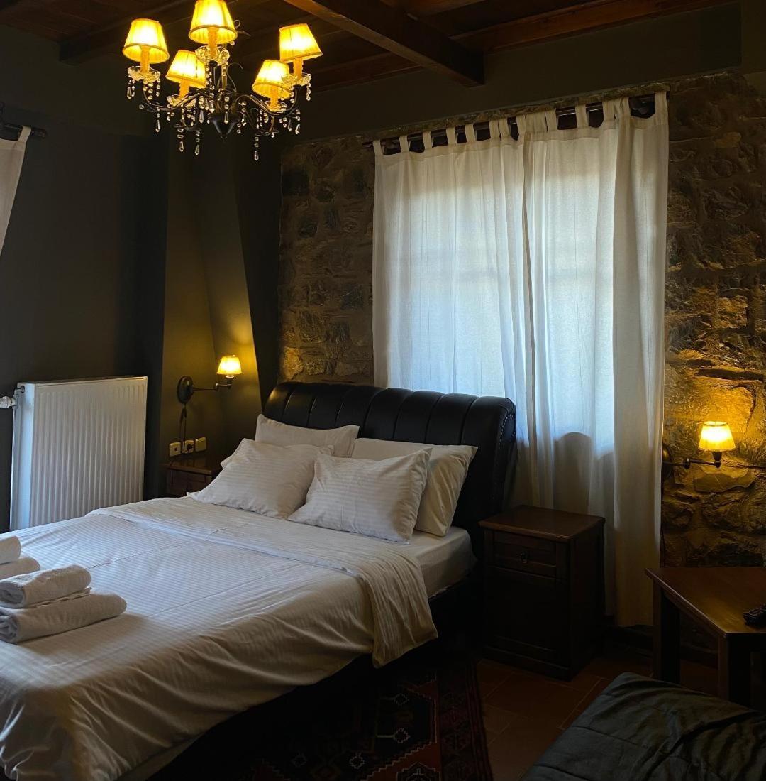 Guesthouse Katafygio Arachova Eksteriør billede