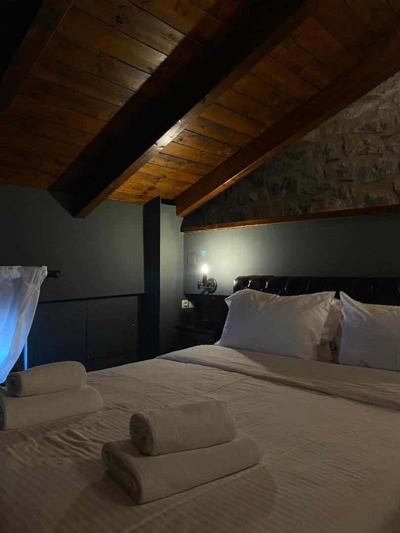 Guesthouse Katafygio Arachova Eksteriør billede