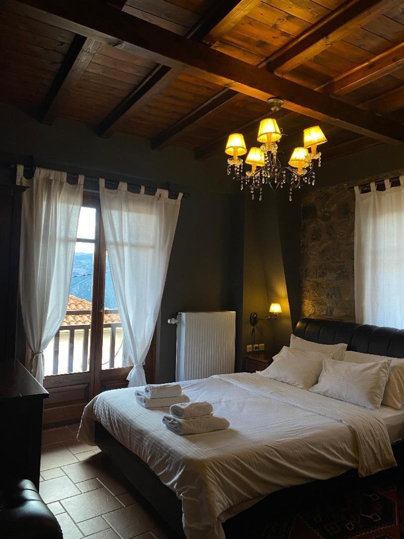 Guesthouse Katafygio Arachova Eksteriør billede