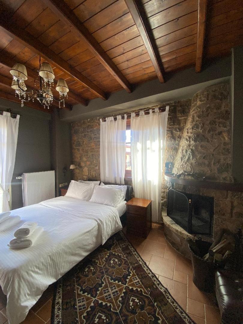 Guesthouse Katafygio Arachova Eksteriør billede