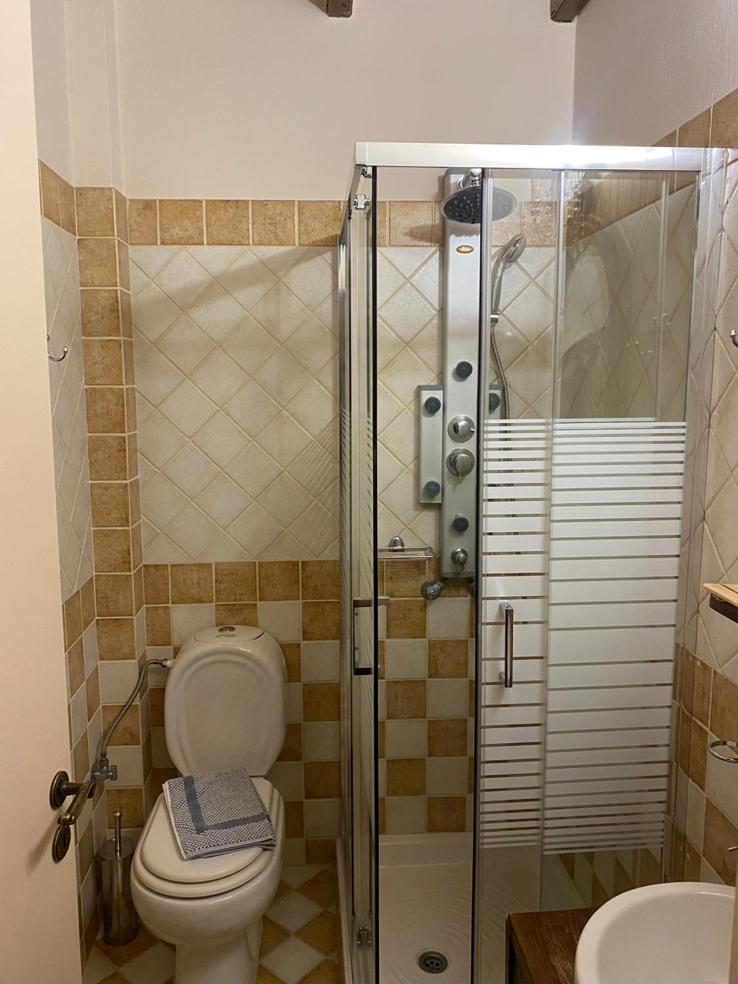 Guesthouse Katafygio Arachova Eksteriør billede